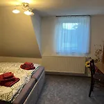 Apartmán Schoene Mit Gemeinsamer Nutzung Von Bad, Toilette Und Kueche